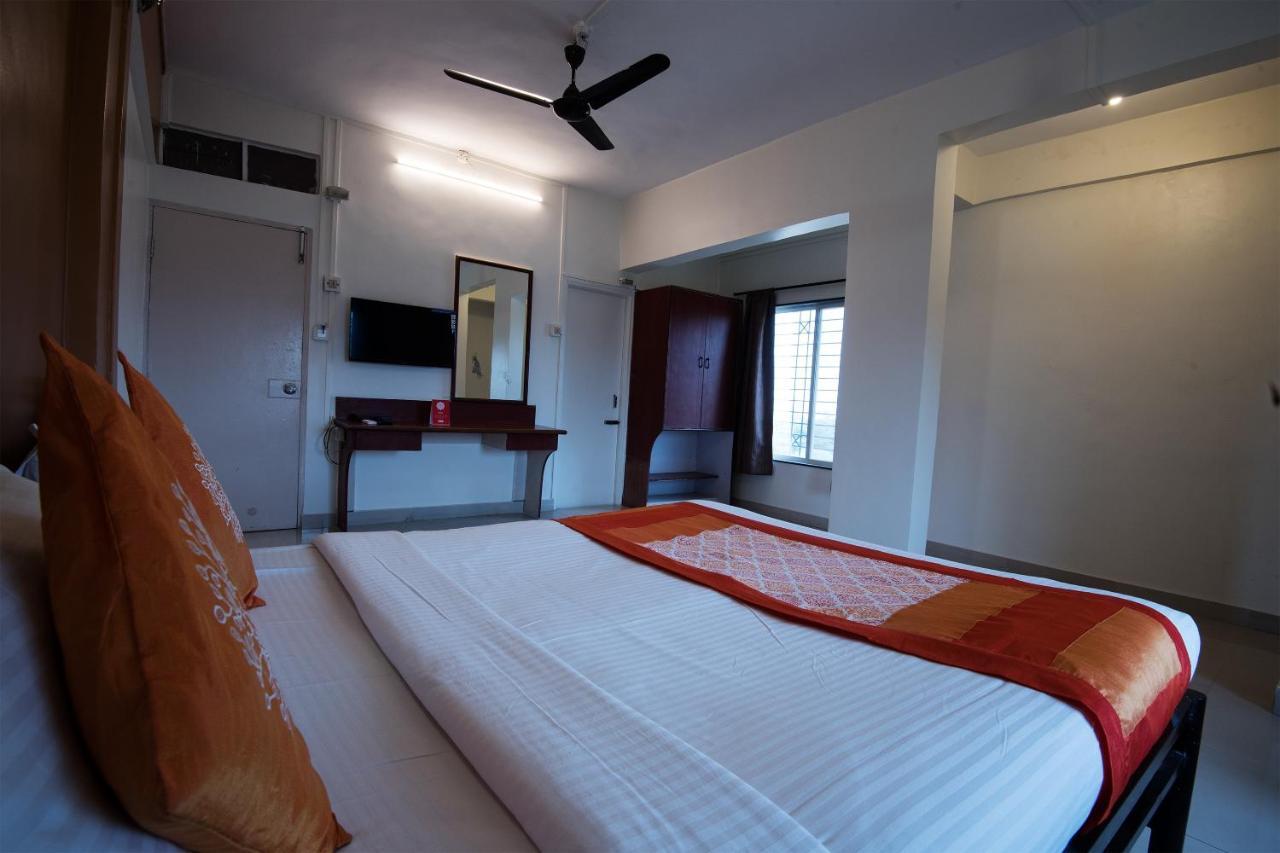 Oyo 1065 Hotel Hmr Royal Inn Pune Zewnętrze zdjęcie