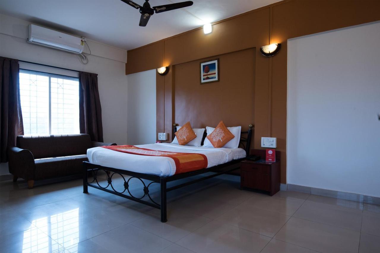 Oyo 1065 Hotel Hmr Royal Inn Pune Zewnętrze zdjęcie