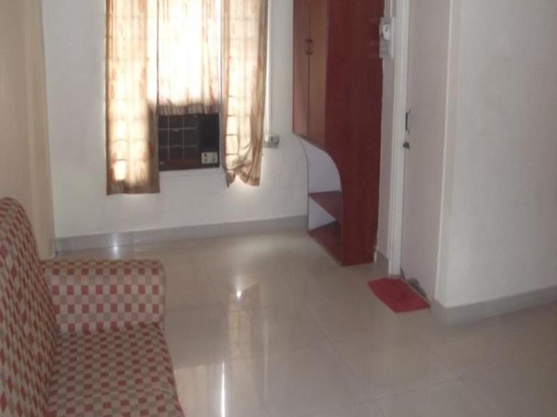 Oyo 1065 Hotel Hmr Royal Inn Pune Zewnętrze zdjęcie