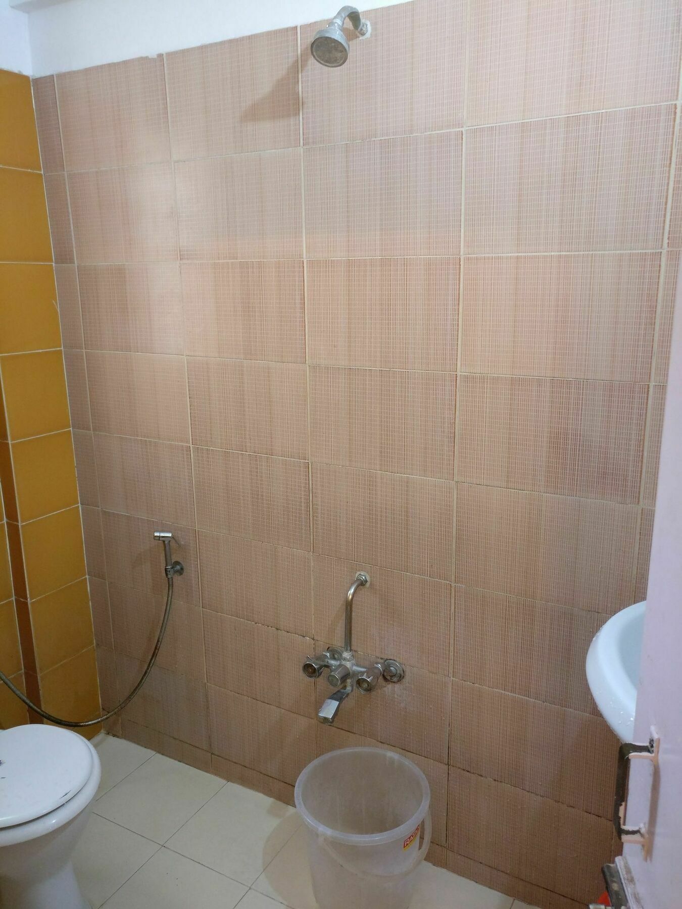 Oyo 1065 Hotel Hmr Royal Inn Pune Zewnętrze zdjęcie